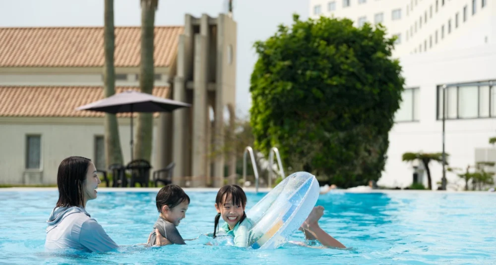 プール｜グランドメルキュール和歌山みなべリゾート＆スパ