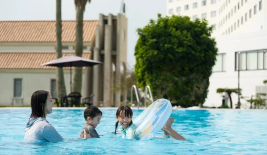 プールイメージ｜グランドメルキュール和歌山みなべリゾート＆スパ