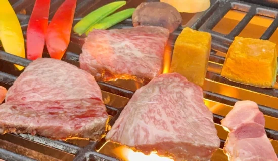 足を伸ばして楽しむ、お座敷BBQという新しい贅沢